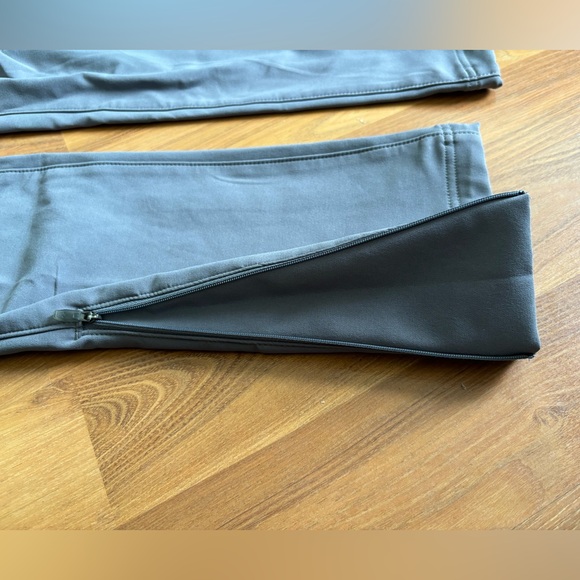 Columbia grey insulated weather resistant pants with adjustable ankle. Size 4. - Picture 2 of 7